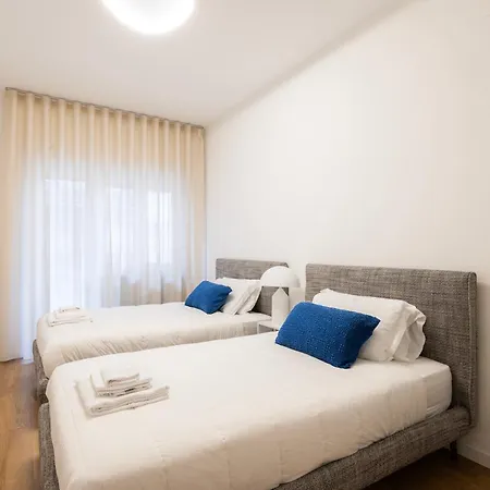 Floresa Vatican Elite Roma